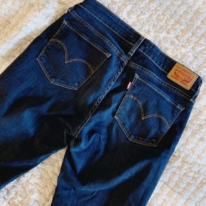 Levi’s 711 Skinny Dark Wash
